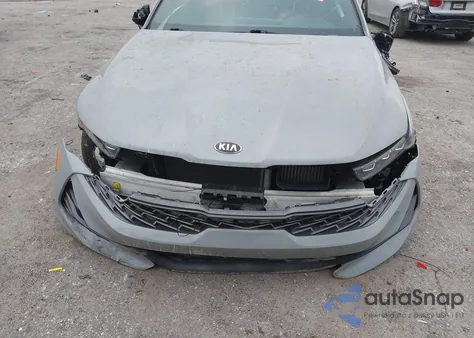 2021 Kia K5 Gt-Line z USA, uszkodzony, nr VIN 5XXG64J27MG052069